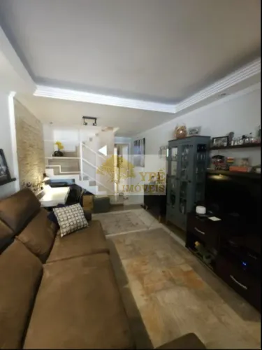 Casa em Condomínio à Venda na Granja Viana, Cotia-SP: 2 Quartos, 2 Salas, 1 Banheiro, 2 Va