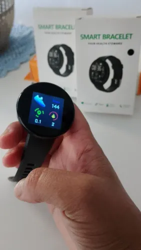 Relogio Inteligente Smartwatch D18s Bluetooth - Estilo e Saúde no seu Pulso