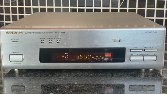 Tunner Onkyo T-422M