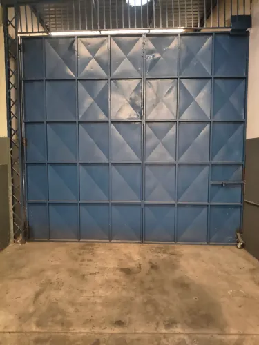 Portão Grande de chapa de ferro altura 3,80 x 4,10