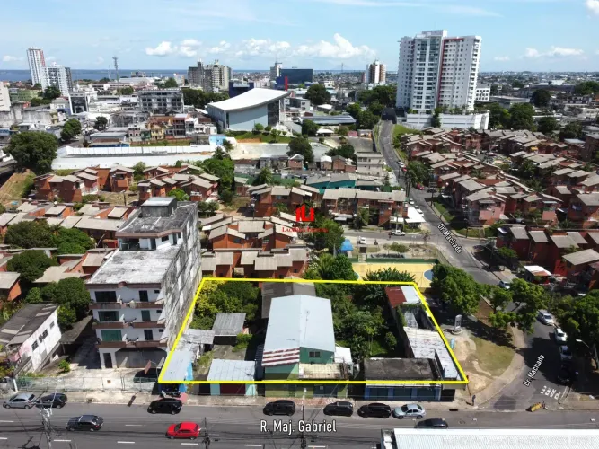 Imóvel para venda possui 1350 metros quadrados em Centro - Manaus - AM