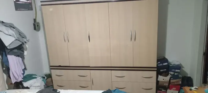 GUARDA ROUPA USADO 5 PORTAS