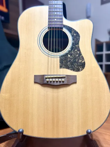 Violão Guild D-340CE