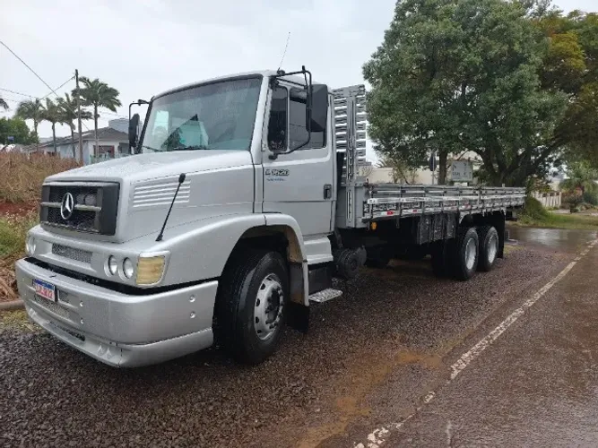 M.Benz L - 1620 Classic Carroceria com bomba