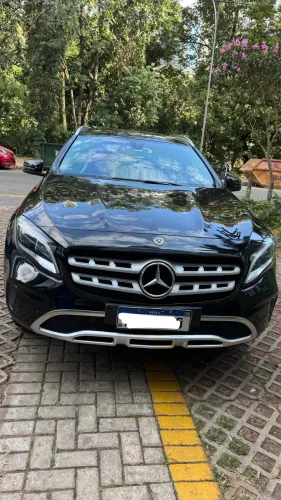 Mercedes-Benz GLA 200 Adv. 1.6/1.6 TB 16V Flex Aut. 2018