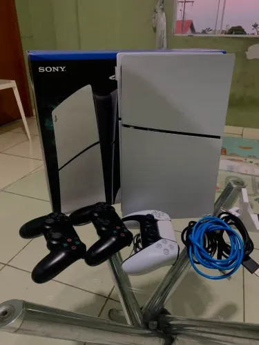 PS5 SLIM