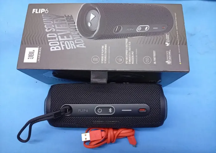 Caixa de som JBL FLIP6 ORIGINAL PROVA D'AGUA BATERIA ATE 5H NA CAIXA
