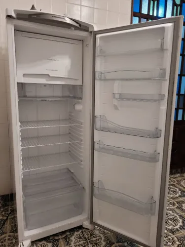 Geladeira Consul Facilite