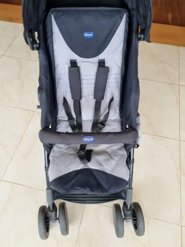 Carrinho de passeio bebê Chicco