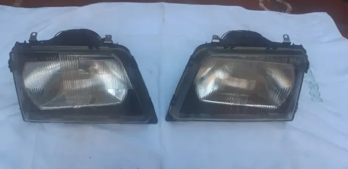 Farol Monza original GM com logotipo nos vidros  (Par)