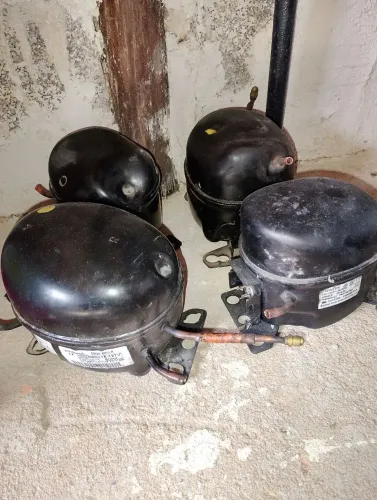 Motores de geladeira com defeito 