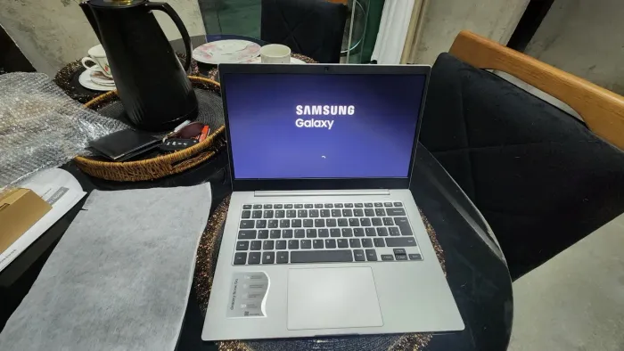 Notebook Samsung book (na caixa)