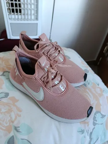 Tênis feminino 