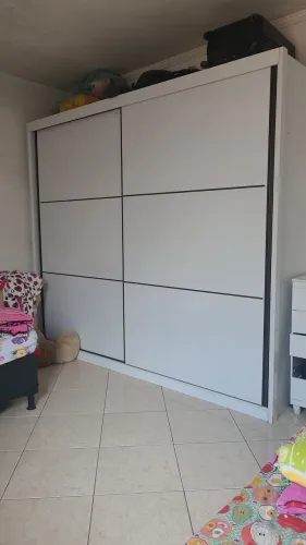 Guarda roupa casal