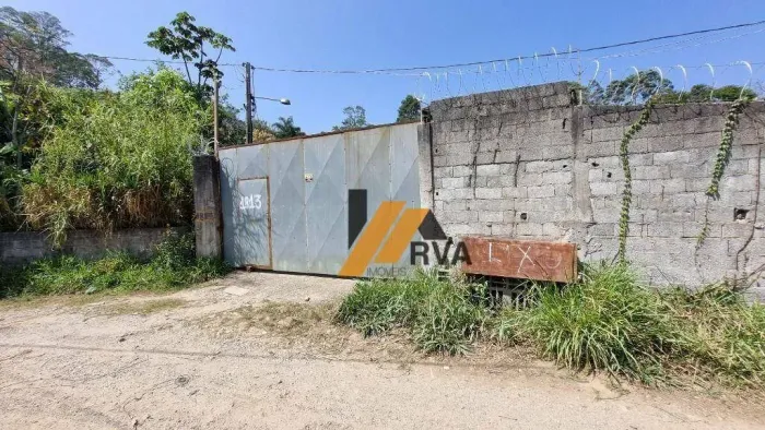 Chácara com 3 dormitórios para alugar, 12700 m² por R$ 5.000,00/mês - Chácaras Maristela -