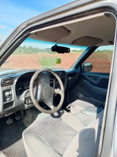 Chevrolet S10 Pick-up Luxe 2.8 4X2 CD TB Int.dies. 2001