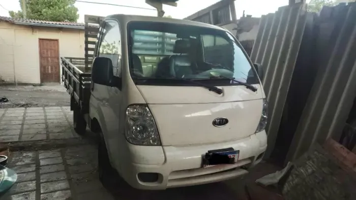 Kia Motors Bongo K-2500 2.5 4X2 TB Diesel 2012