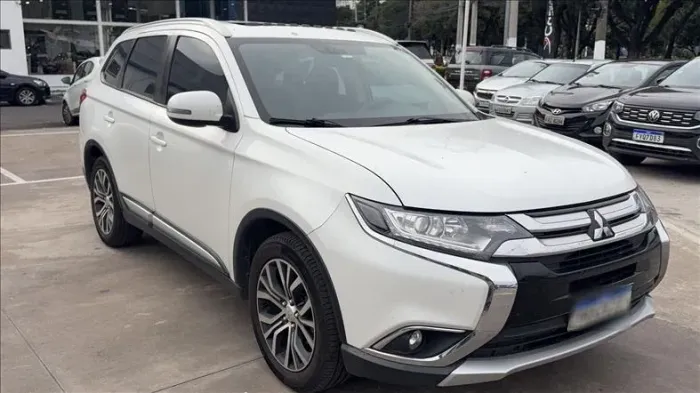 Mitsubishi Outlander Comfort 2.0 16V Aut. 2018