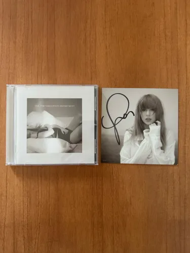 Cd The Tortured Poets Department, AUTOGRAFADO- Taylor Swift