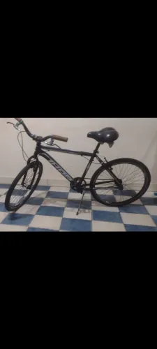 Bicicleta de alumínio