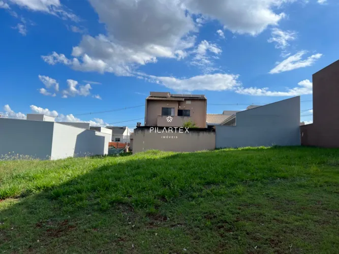 Terreno de ilha a venda no condomínio Heimtal Park