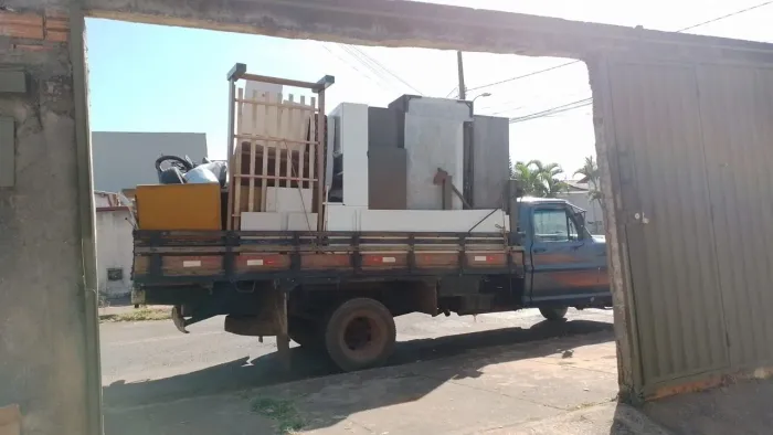 Faço frete em Anápolis e região