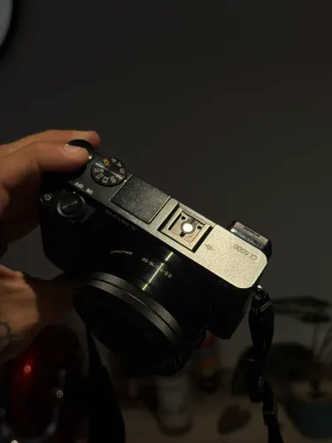 SONY A6000
