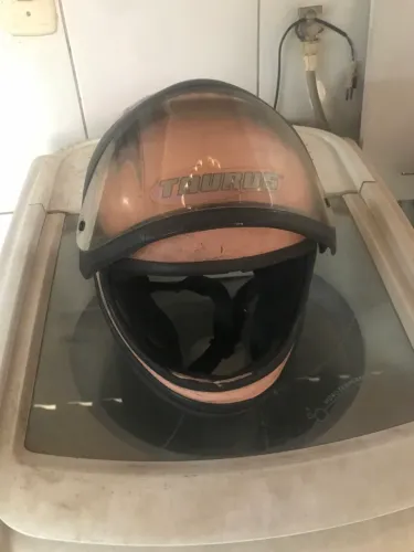 Capacete usado