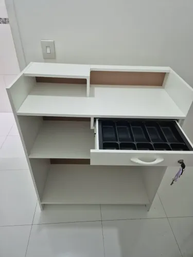 Balcão para recepção 