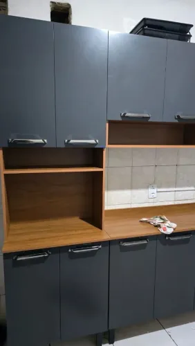 Armário de cozinha em perfeito estado