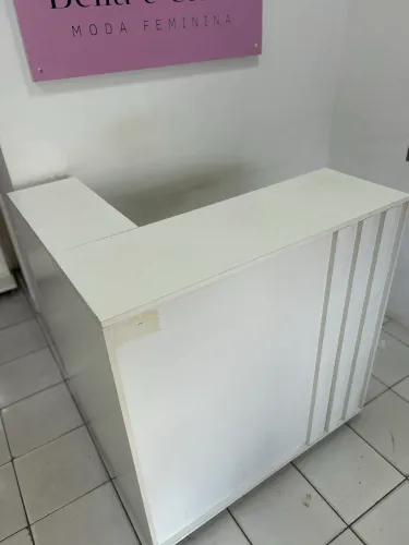 Vendo balcão em L