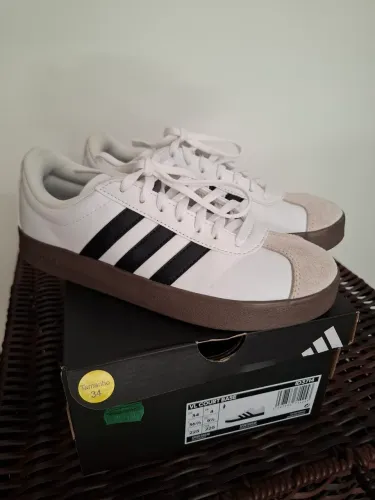 Tênis Adidas Court feminino