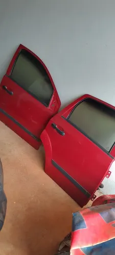 Portas fiesta lado direito
