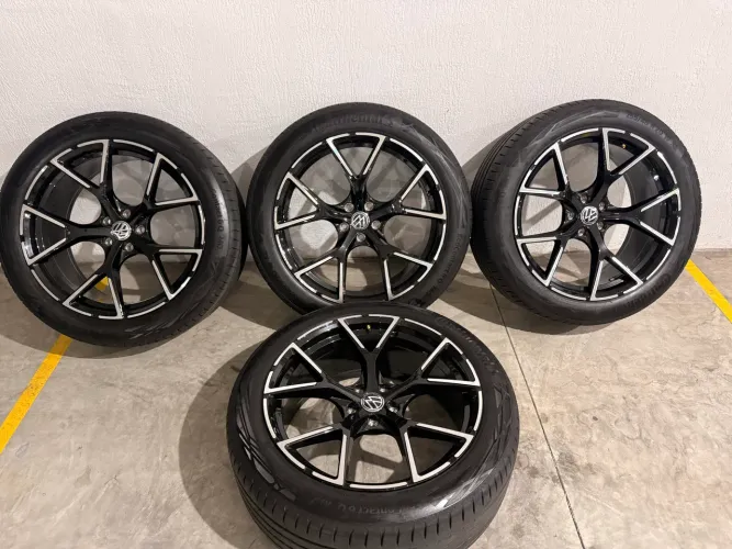Roda aro 20  5x112 com pneus 
