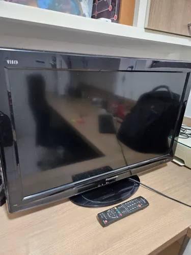 Televisão Panasonic LCD convencional