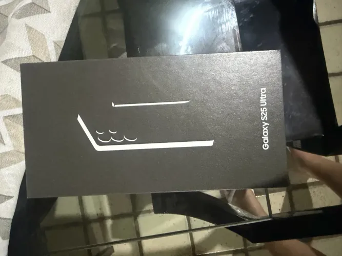 Celular Samsung Galaxy S25 Ultra 5G, 256GB, 12GB RAM, Tela de 6.9", Titânio Preto