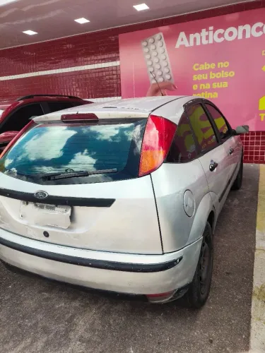 Ford Focus 1.6 S/se/se Plus Flex 8v/16v 5P 2006