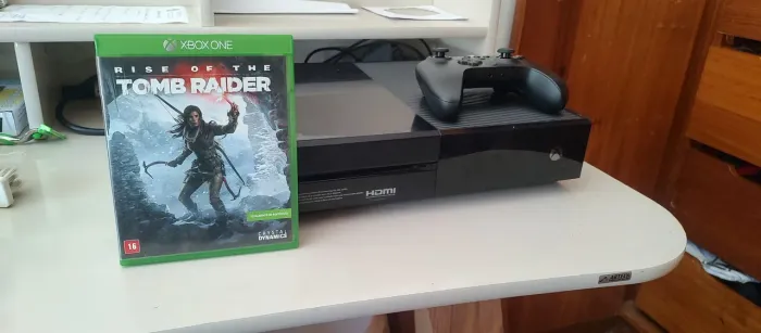 Xbox one + controle + jogo
