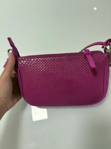 Bolsa fúcsia da schutz