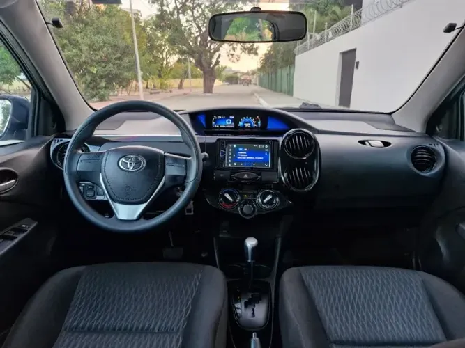 Toyota Etios X 1.3 Flex 16V 5P Aut. 2020