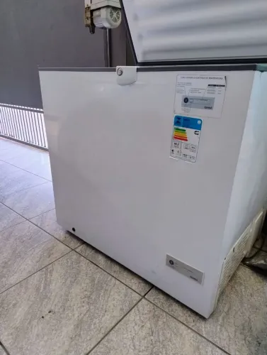 Freezer horizontal