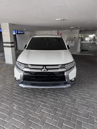 Mitsubishi Outlander 2.2 165cv Diesel Aut. 2018