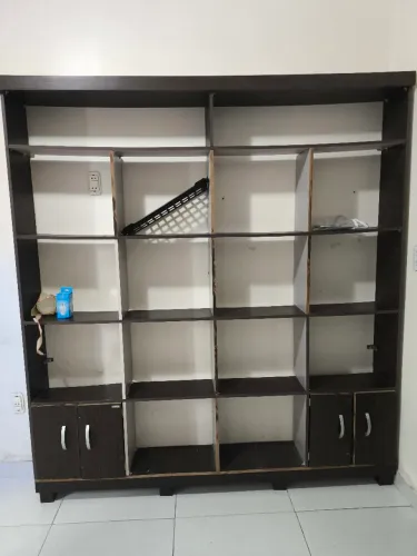 Prateleira para livros e demais acessórios
