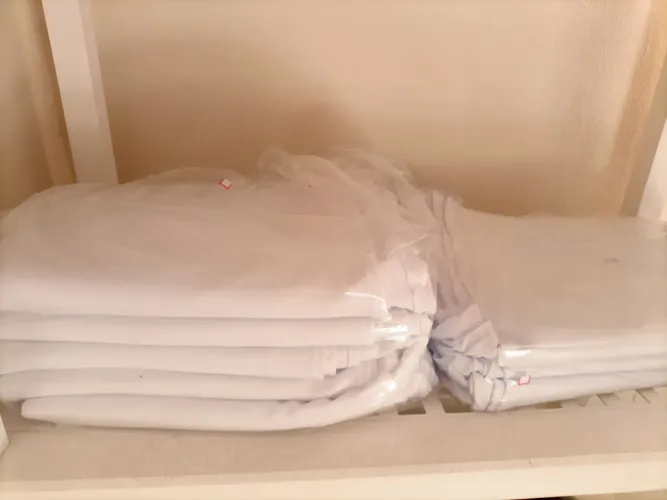 Toalhas para mesa de convidados em Oxford redondas na cor branco 2,80 diâmetro.