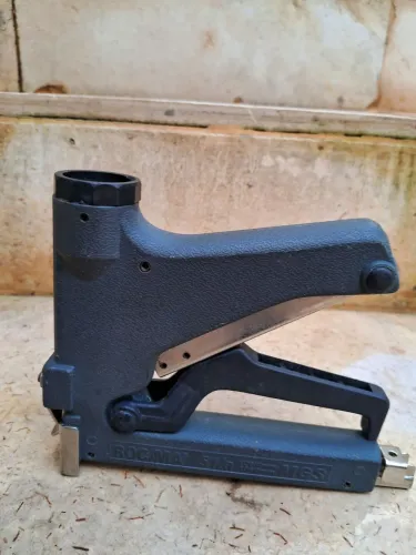 Grampeador ROCAMA