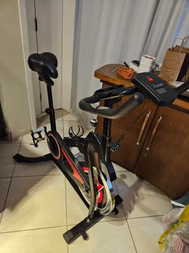 Bicicleta Ergométrica Spinning 20kg