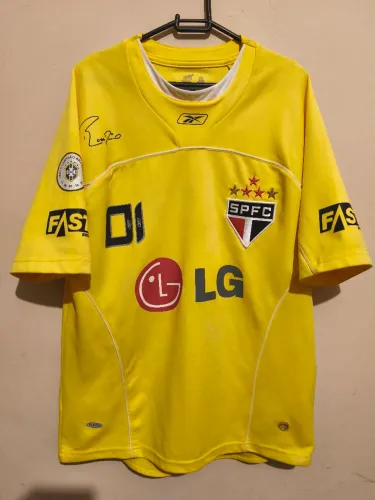 Camisa SPFC Rogério Ceni ano 2008 Reebok tamanho M muito bem conservada 
