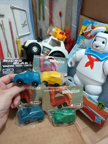 Carrinho antigo borracha Kaplas Jipe, Vitara, Furgão, Besta, Kombi?