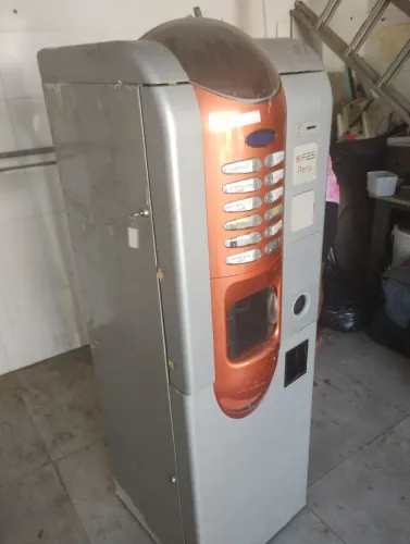 Vending machine café baixei o valor prá vender logo