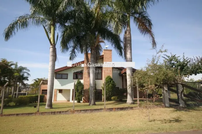 Casa em condomínio Vale do Lago